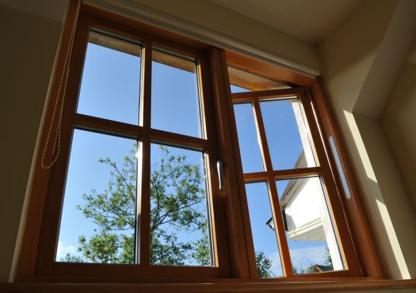 Cost of Wood Window Repair in Van Nuys
