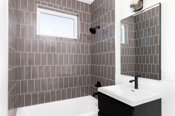 Cost of Shower Window Repair in Van Nuys
