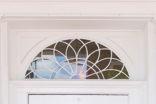 Cost of Transom Window Repair in Van Nuys